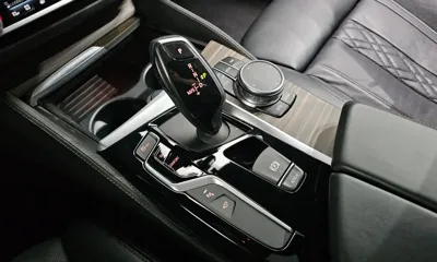 BMW 5-Series 2017, 61471 км, за 25490000 KRW - фото 9