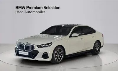 BMW i5 · 2025 год