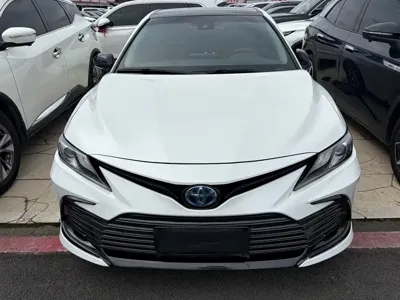 Toyota Camry 2022, 70000 км, за 98800 CNY