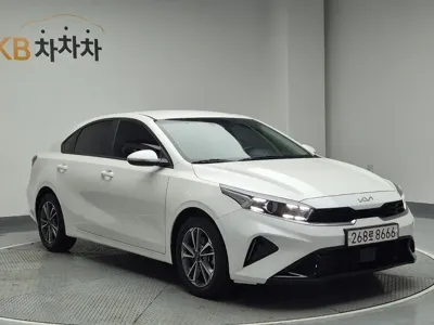 Kia K3 · 2022 год