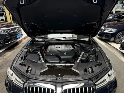 BMW 5 Series 2022, 81000 км, за 208000 CNY - фото 32