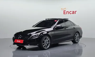 Mercedes-Benz C-Class · 2018 год
