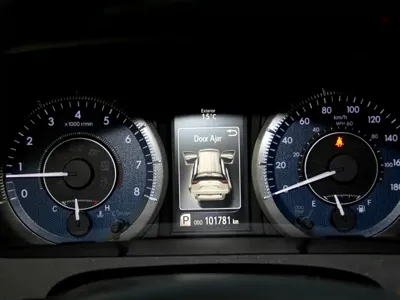 Toyota Sienna 2018, 101000 км, за 175000 CNY - фото 35