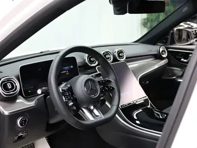 Mercedes-Benz C-Class AMG 2025, 3000 км, за 398000 CNY - фото 8
