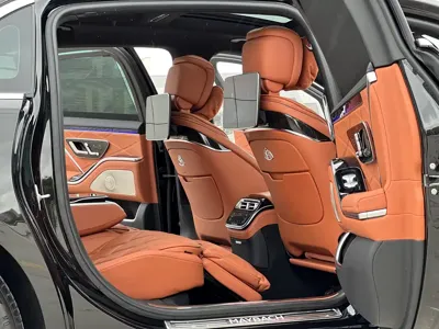 Mercedes-Benz S-Class 2022, 39000 км, за 836000 CNY - фото 8