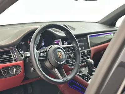 Porsche Macan 2023, 60000 км, за 475800 CNY - фото 11