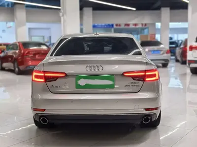 Audi A4L 2017, 120000 км, за 69800 CNY