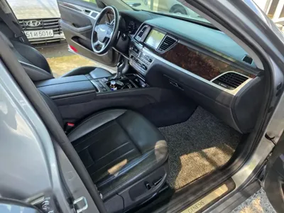Hyundai Genesis 2016, 97796 км, за 12490000 KRW - фото 9