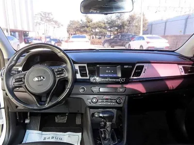 Kia Niro 2018, 126102 км, за 10800000 KRW - фото 7
