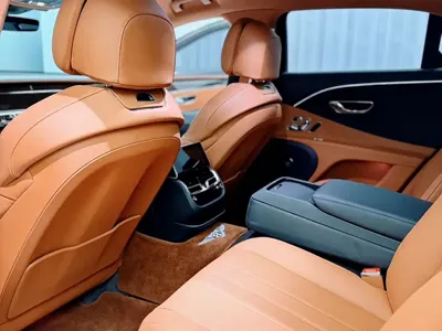 Bentley Flying Spur PHEV 2024, 48000 км, за 1697000 CNY - фото 17