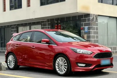 Ford Focus 2015, 11900 км, за 64064.06 CNY - фото 7