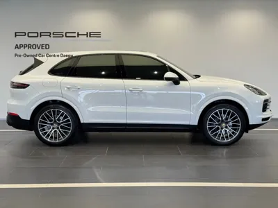 Porsche Cayenne 2023, 29330 км, за 103000000 KRW