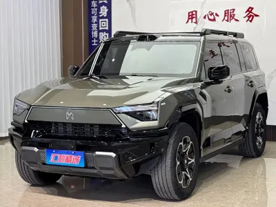 Mengshi 猛士M817 · 2025 год