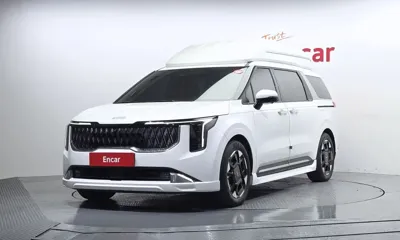 Kia Canival · 2025 год