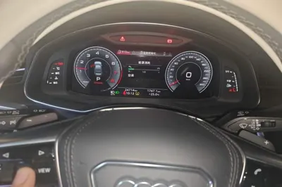 Audi A6L 2023, 24700 км, за 327526.16 CNY - фото 11