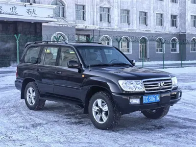 Toyota Land Cruiser 2005, 230000 км, за 108000 CNY