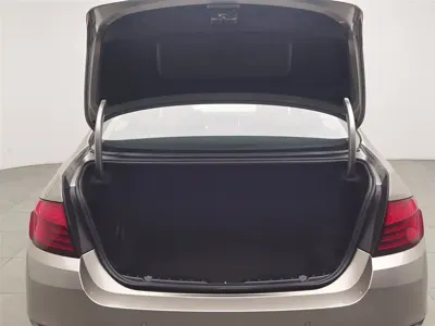 BMW 5 Series 2016, 124100 км, за 56800 CNY - фото 16