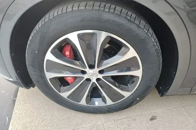 Hima Luxeed R7 2026, 7900 км, за 271410.11 CNY - фото 8