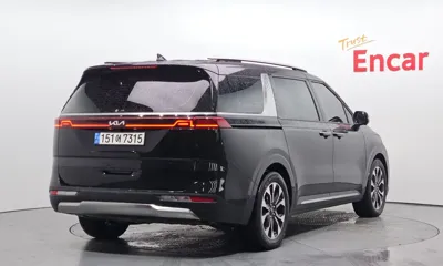 Kia Canival 2023, 57829 км, за 30000000 KRW