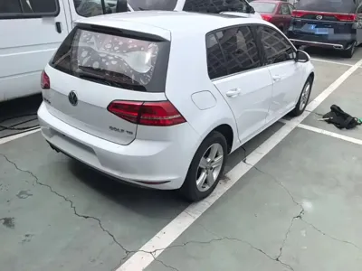 Volkswagen Golf 2015, 105800 км, за 38100 CNY - фото 5