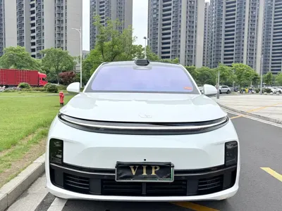 Li Auto Li L7 2024, 44000 км, за 220000 CNY