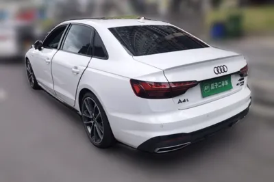 Audi A4L 2023, 16400 км, за 178861.37 CNY