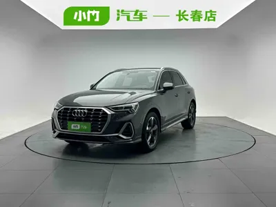 Audi Q3 · 2022 год