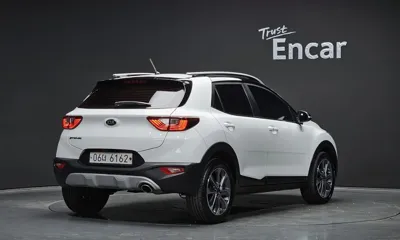 Kia Stonic 2018, 88378 км, за 10500000 KRW - фото 2