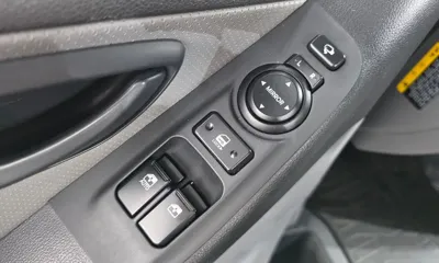Hyundai Starex 2019, 96940 км, за 16000000 KRW - фото 12