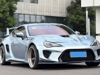 Toyota 86 · 2013 год