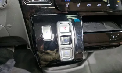 Hyundai Staria 2022, 48585 км, за 32500000 KRW - фото 9