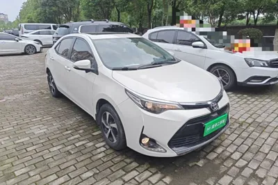 Toyota Levin 2017, 116400 км, за 58985.98 CNY