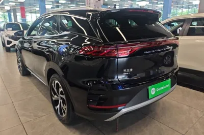 BYD Tang New Energy 2025, 35000 км, за 125633.27 CNY
