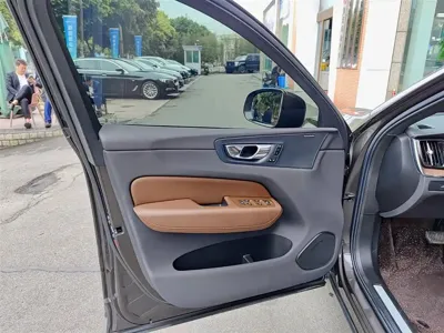 Volvo XC60 2024, 87000 км, за 159800 CNY - фото 6