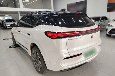 Buick E5 2023, 17600 км, за 136754.75 CNY