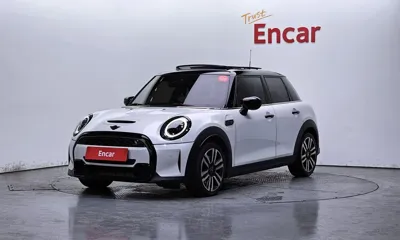 MINI Cooper · 2024 год