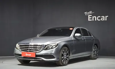 Mercedes-Benz E-Class · 2019 год