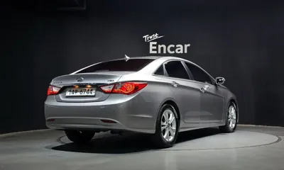 Hyundai Sonata 2010, 174187 км, за 2750000 KRW