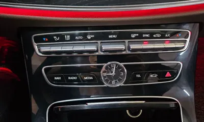 Mercedes-Benz E-Class 2017, 97001 км, за 19900000 KRW - фото 17