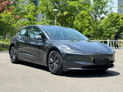 Tesla Model 3 2024, 22000 км, за 92000 CNY