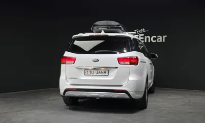 Kia Canival 2018, 206929 км, за 9000000 KRW