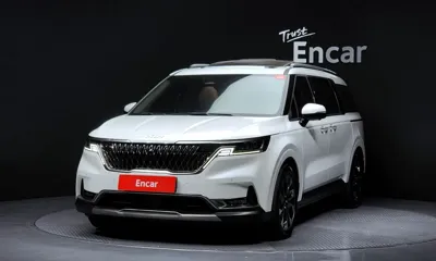 Kia Canival · 2023 год