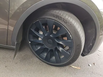 Tesla Model Y 2022, 130300 км, за 149514.54 CNY