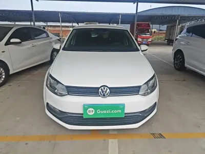 Volkswagen Polo 2015, 105900 км, за 28800 CNY - фото 3