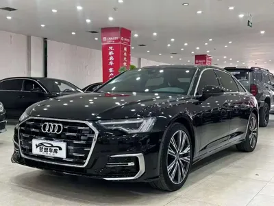Audi A6L 2024, 40000 км, за 238800 CNY