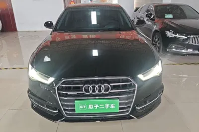 Audi A6L 2018, 129600 км, за 129772.98 CNY