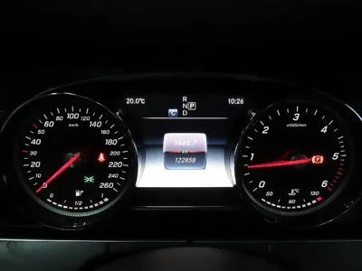 Mercedes-Benz E-Class 2017, 120000 км, за 20500000 KRW - фото 17