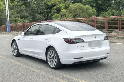 Tesla Model 3 2019, 75800 км, за 109535.68 CNY - фото 17