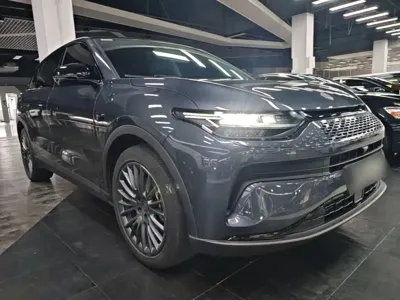 Leapmotor Leapmotor C11 2023, 54300 км, за 77400 CNY
