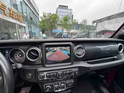 Jeep Wrangler 2024, 55000 км, за 232600 CNY - фото 15
